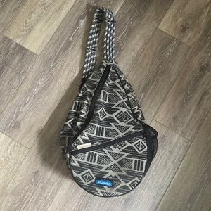 EUC Kavu Slingbag